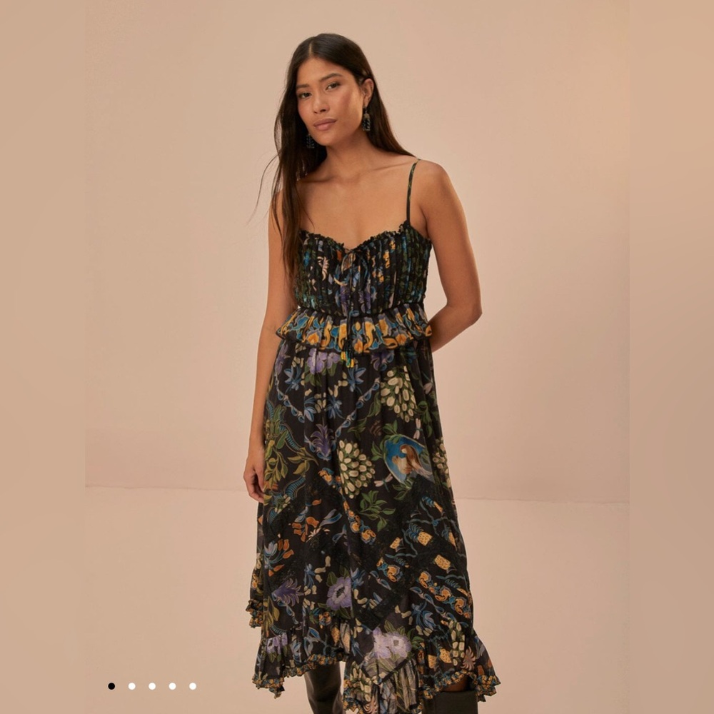 Winter Garden Black Pleated Lace Sleeveless Midi Dress